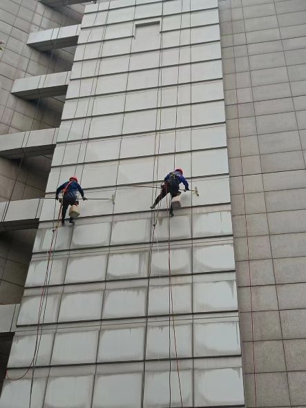 阆中高空外墙清洗